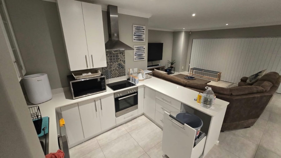 3 Bedroom Property for Sale in Pienaarstrand Western Cape
